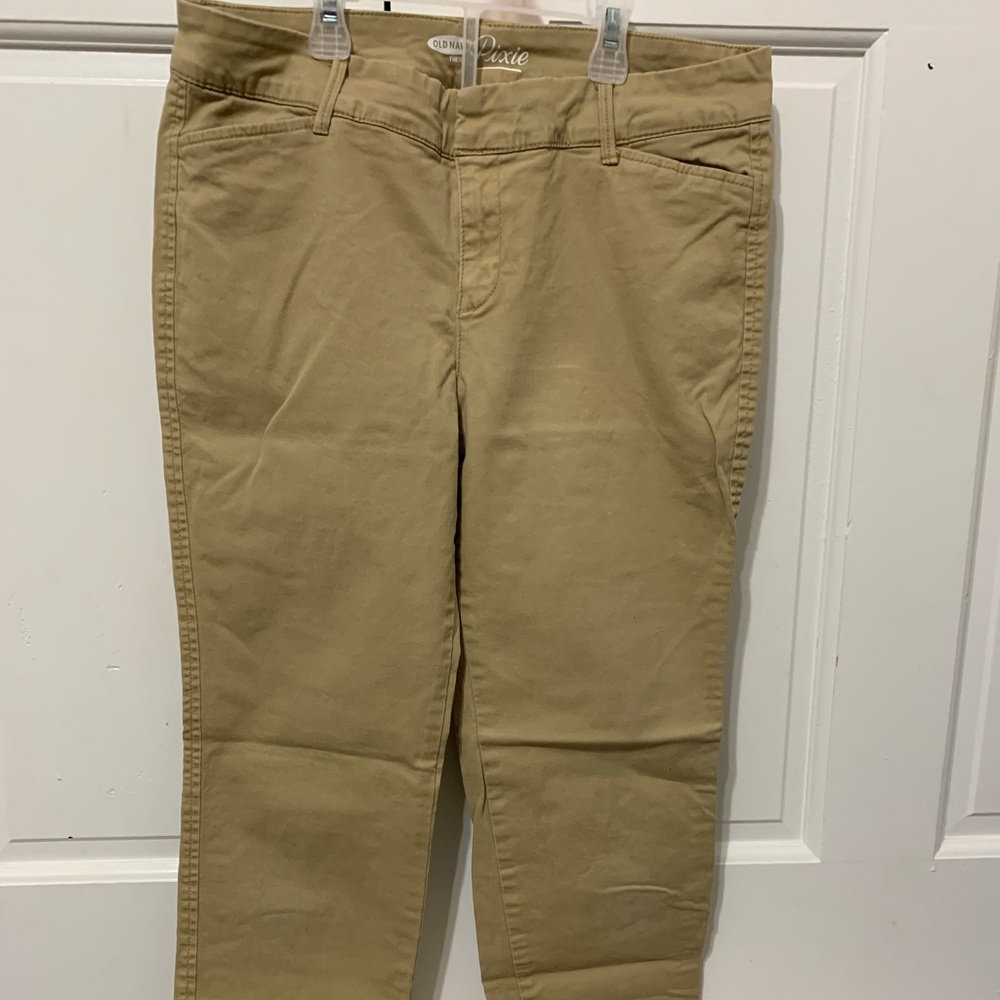 Khaki capri dress pants